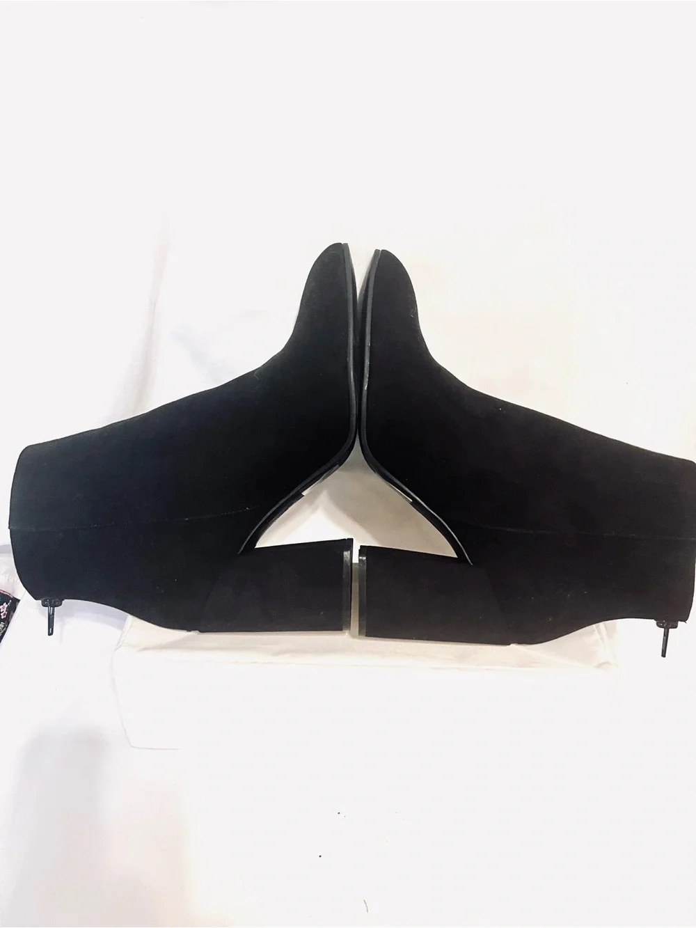 Steve Madden Tolerate Women's Sz. 10M Black Faux Suede Pointed Toe Ankle Booties